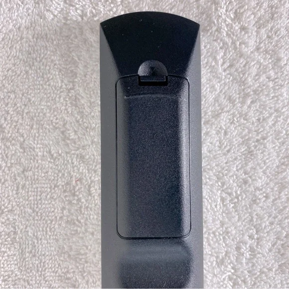 5/$35 Sony RM-Y915 TV Remote Control - Picture 12 of 15